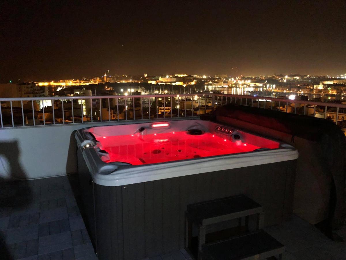 Wonderful Apartments With Shared Jacuzzi And Panorama Rooftop Gzira Екстериор снимка