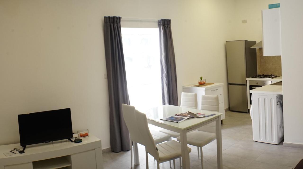 Wonderful Apartments With Shared Jacuzzi And Panorama Rooftop Gzira Екстериор снимка