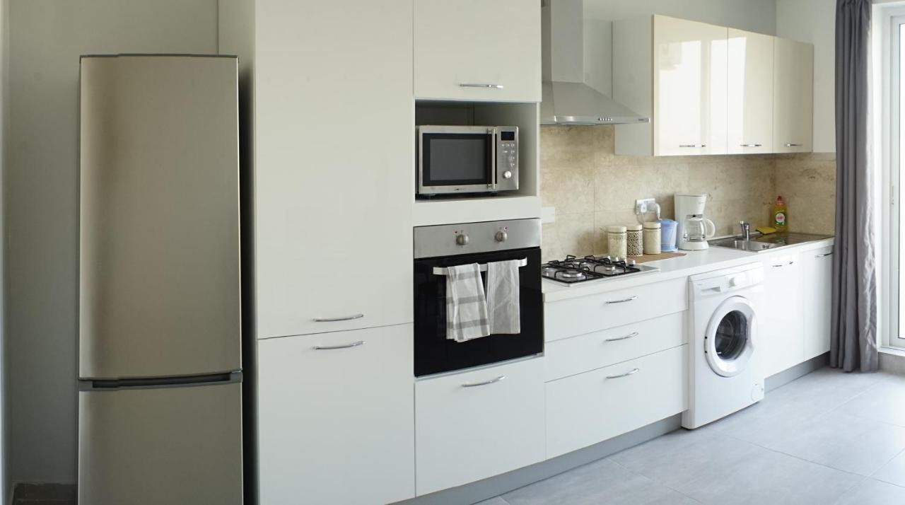 Wonderful Apartments With Shared Jacuzzi And Panorama Rooftop Gzira Екстериор снимка