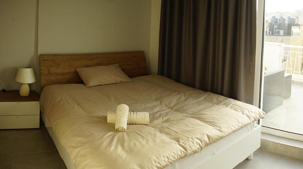 Wonderful Apartments With Shared Jacuzzi And Panorama Rooftop Gzira Екстериор снимка